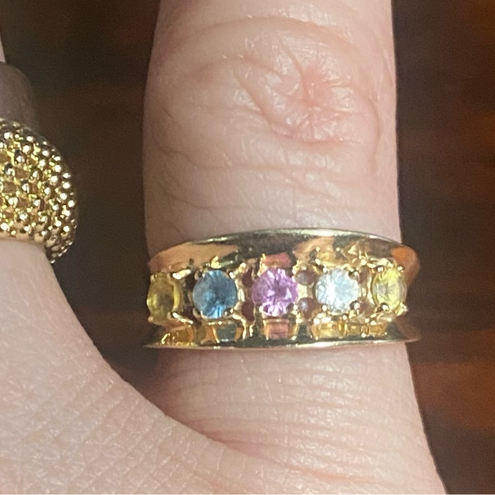 14k Gold Multi-Color Gemstone Ring! 💛🩵🩷🤍💛 size 6 1/4